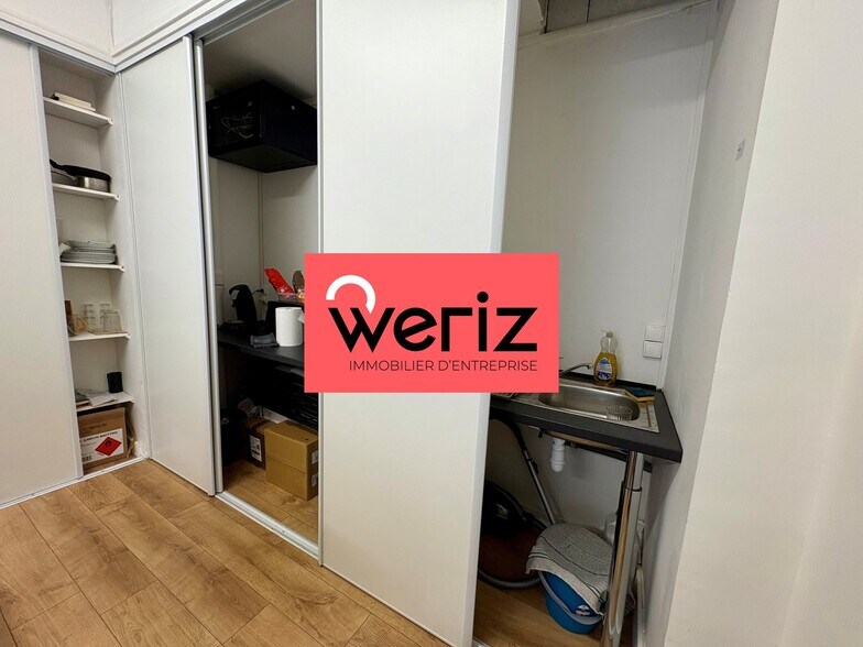 30 A Rue De Village, Marseille à louer - Photo du bâtiment - Image 3 de 7