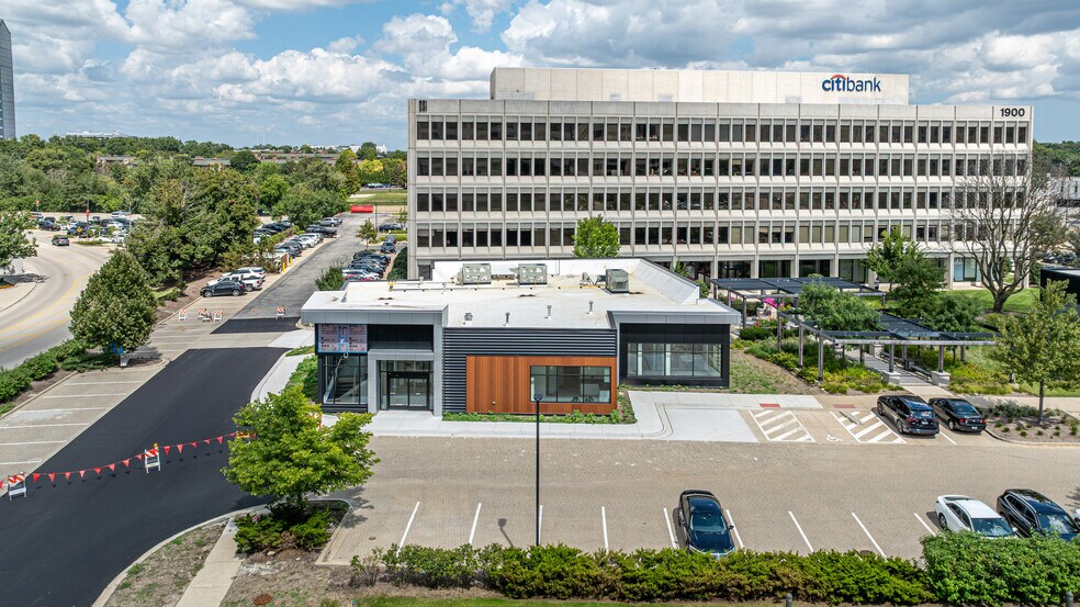 1180 Harger Rd, Oak Brook, IL à louer - Photo du bâtiment - Image 3 de 17