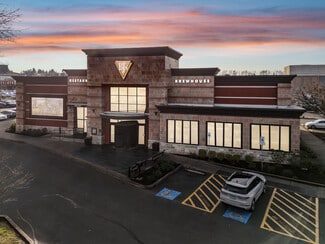 Plus de détails pour 1080 Valley River Way, Eugene, OR - Commerce de détail à vendre