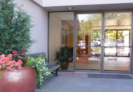 1750 112th Ave NE, Bellevue, WA à louer - Hall d’entrée - Image 3 de 13