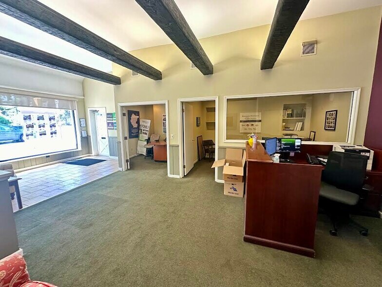 538 Bloomfield Ave, Verona, NJ à louer - Photo intérieure - Image 3 de 29