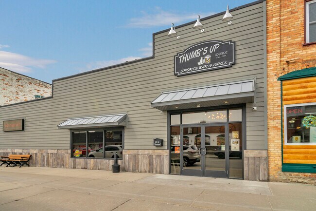 More details for 53 N Howard Ave, Croswell, MI - Retail for Sale