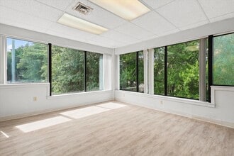 71 Spit Brook Rd, Nashua, NH for lease Interior Photo- Image 1 of 18