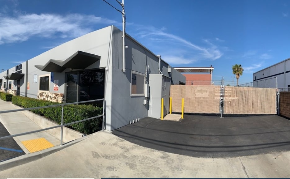 2401-2413 S Broadway, Santa Ana, CA for sale - Building Photo - Image 3 of 16