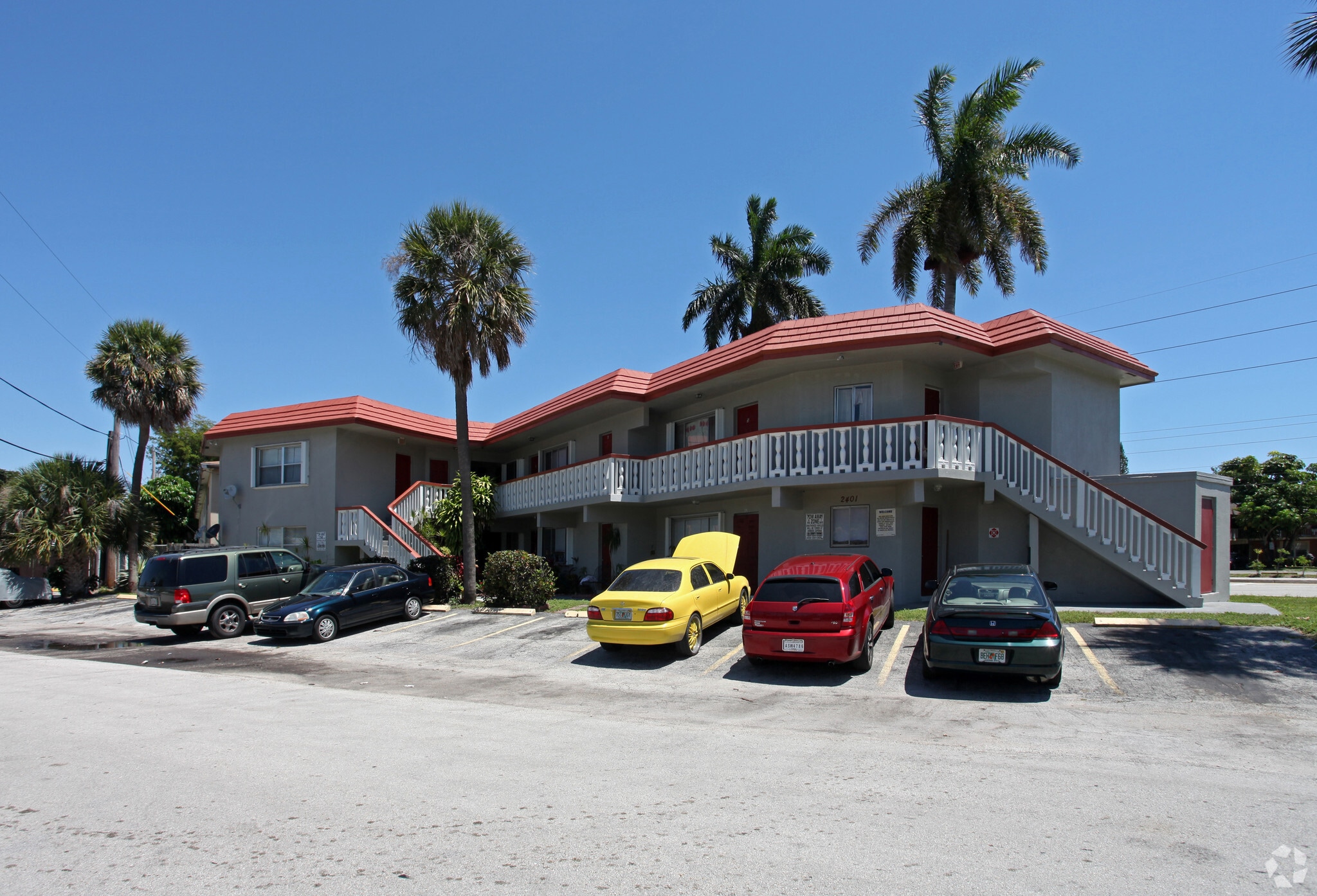 2401 NW 9th Ave, Wilton Manors, FL for sale Primary Photo- Image 1 of 5