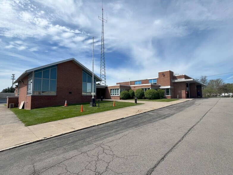 3231 Chili Ave, Rochester, NY à louer - Photo du bâtiment - Image 2 de 5