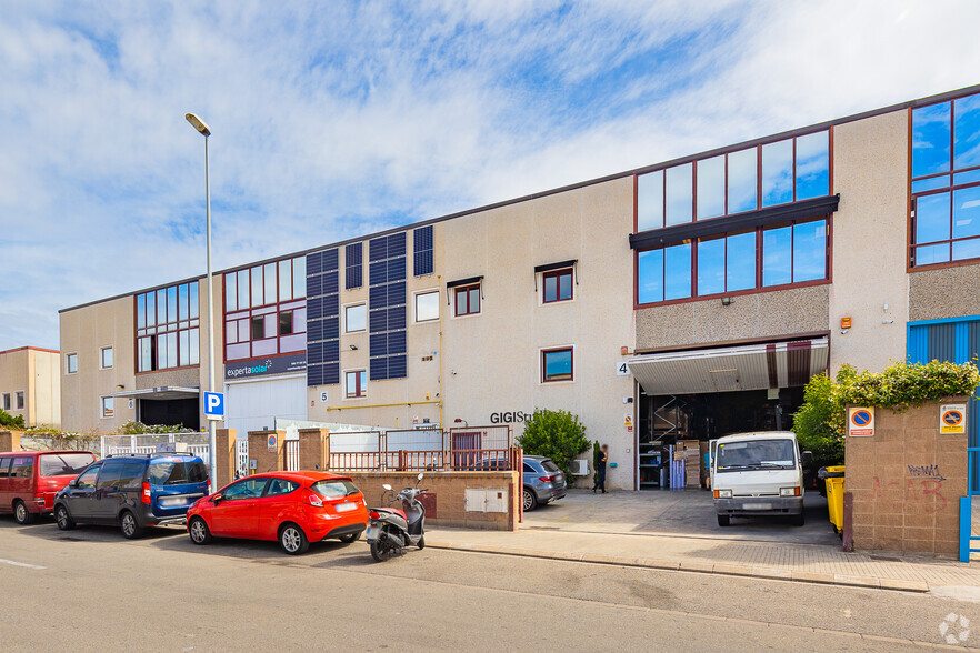 Industriel dans Cerdanyola Del Vallès, BAR à louer - Photo principale - Image 1 de 2