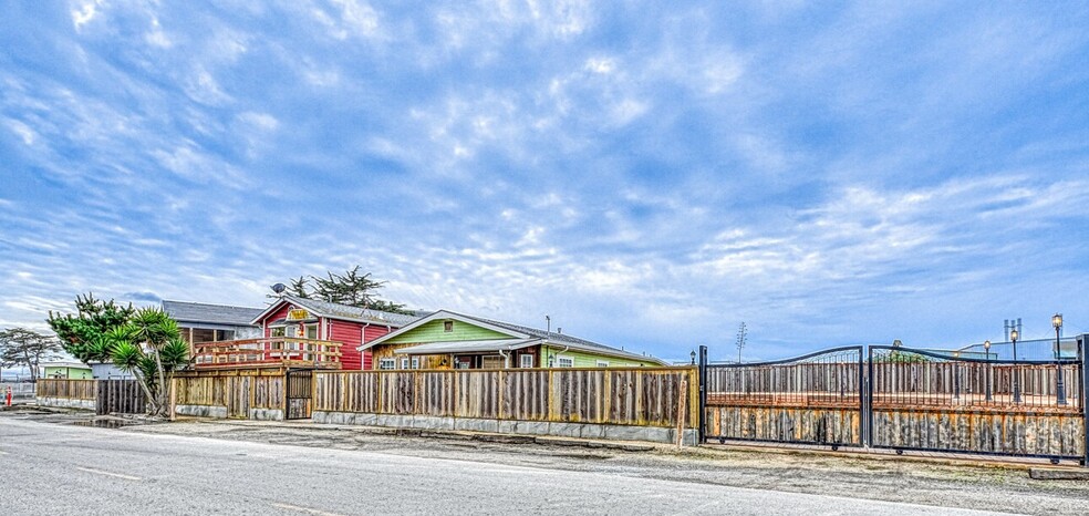 7550 Sandholdt Rd, Moss Landing, CA à vendre - Photo du b timent - Image 2 de 68