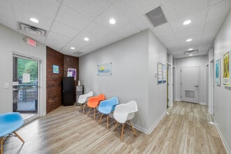 8800 Roswell Rd, Atlanta, GA for lease Interior Photo- Image 1 of 3