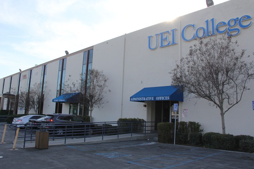 3401 Rio Hondo Ave, El Monte, CA à louer - Photo du bâtiment - Image 3 de 6