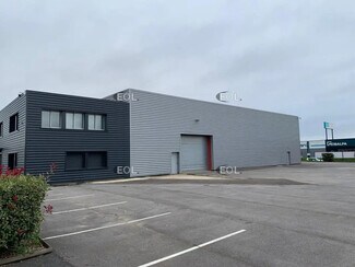 Plus de détails pour Local d'activités à louer