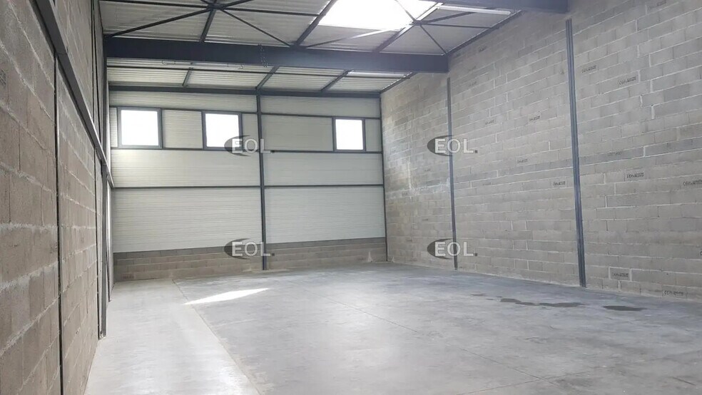 Flex dans Saint-Priest à louer - Photo intérieure - Image 3 de 7