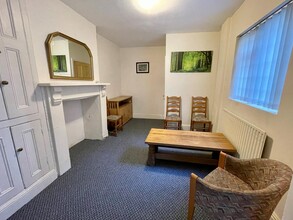 26 West Para, Lincoln à louer Photo intérieure- Image 2 de 3