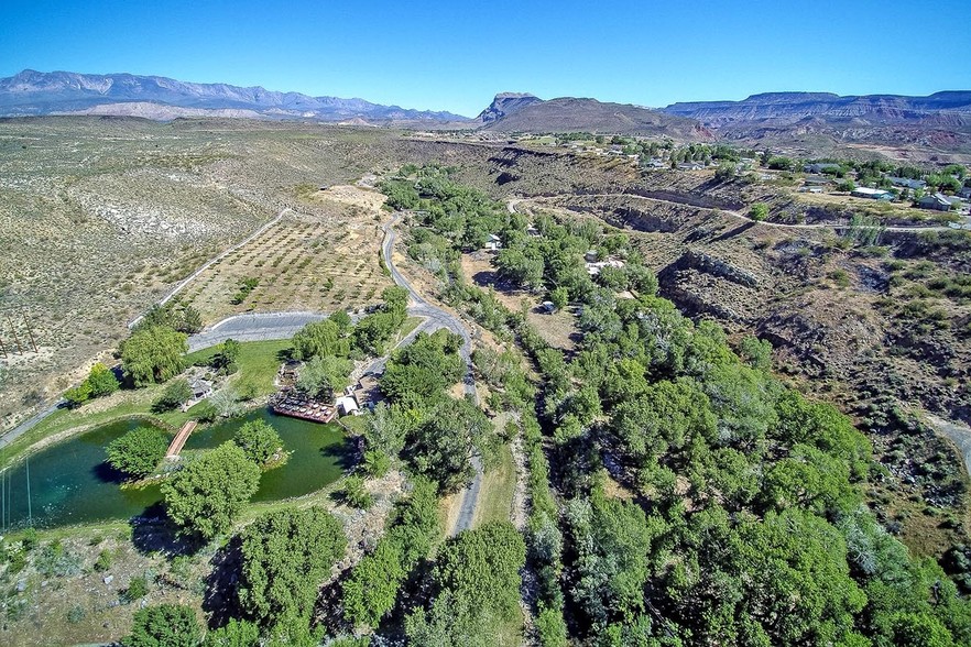 1700 S Shangri-La Ln, Toquerville, UT for sale - Building Photo - Image 1 of 1