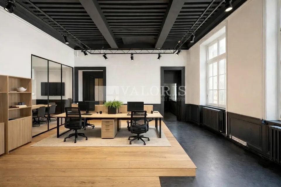 Bureau dans Lyon à louer Photo intérieure- Image 1 de 9