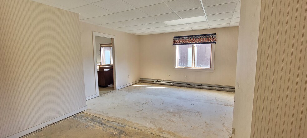 699 Harrel St, Morristown, VT for lease - Building Photo - Image 3 of 3