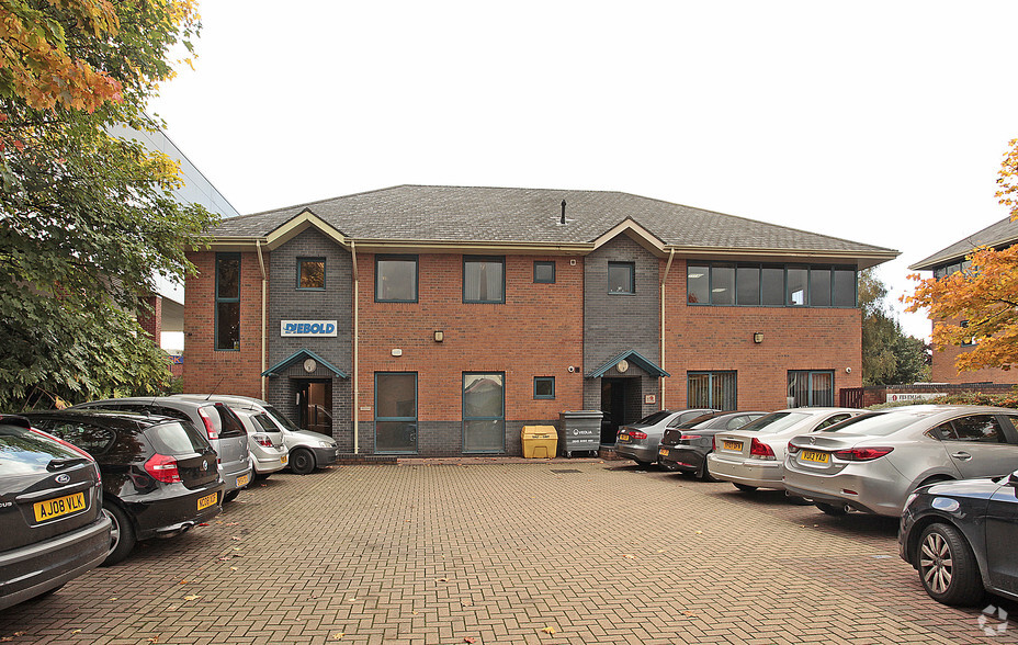 2 Carlton Ct, Leeds for lease - Primary Photo - Image 1 of 4