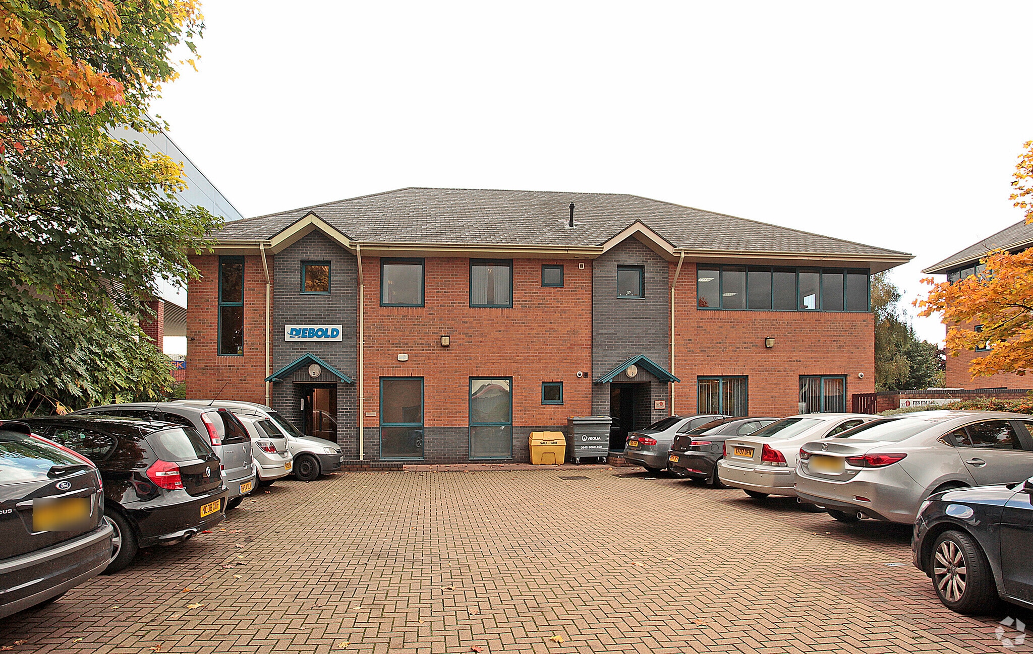 2 Carlton Ct, Leeds for lease Primary Photo- Image 1 of 5