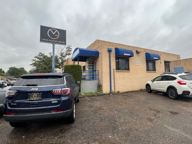 4940 E Asbury Ave, Denver, CO à louer - Photo du bâtiment - Image 3 de 10