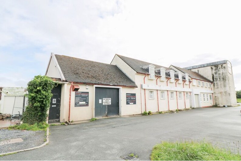 Gladstone Park, Ramsey à vendre - Photo du bâtiment - Image 3 de 4