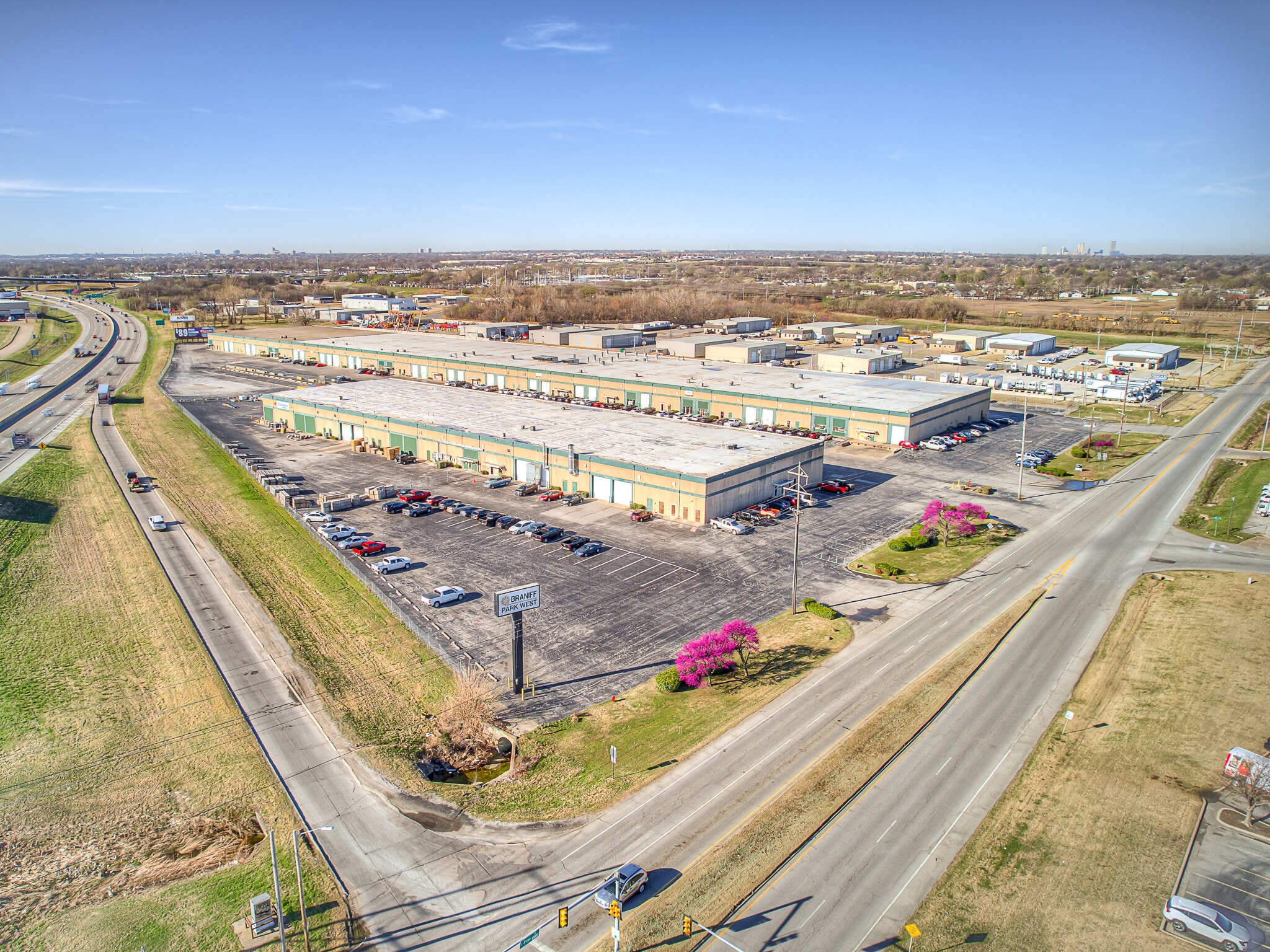 10502-10590 E Pine St, Tulsa, OK for lease Primary Photo- Image 1 of 9