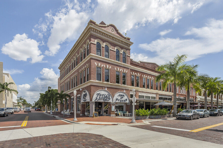 1500 Jackson St, Fort Myers, FL à louer - Photo principale - Image 1 de 11