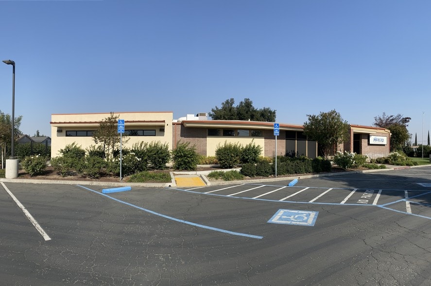 971 E Broadway Ave, Atwater, CA for lease - Building Photo - Image 3 of 159