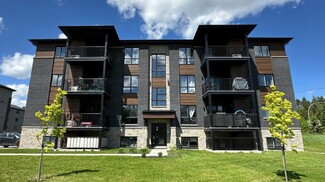 Plus de détails pour 74 Rue Saint-Jacques, Sainte-agathe-des-monts, QC - Multi-résidentiel à vendre