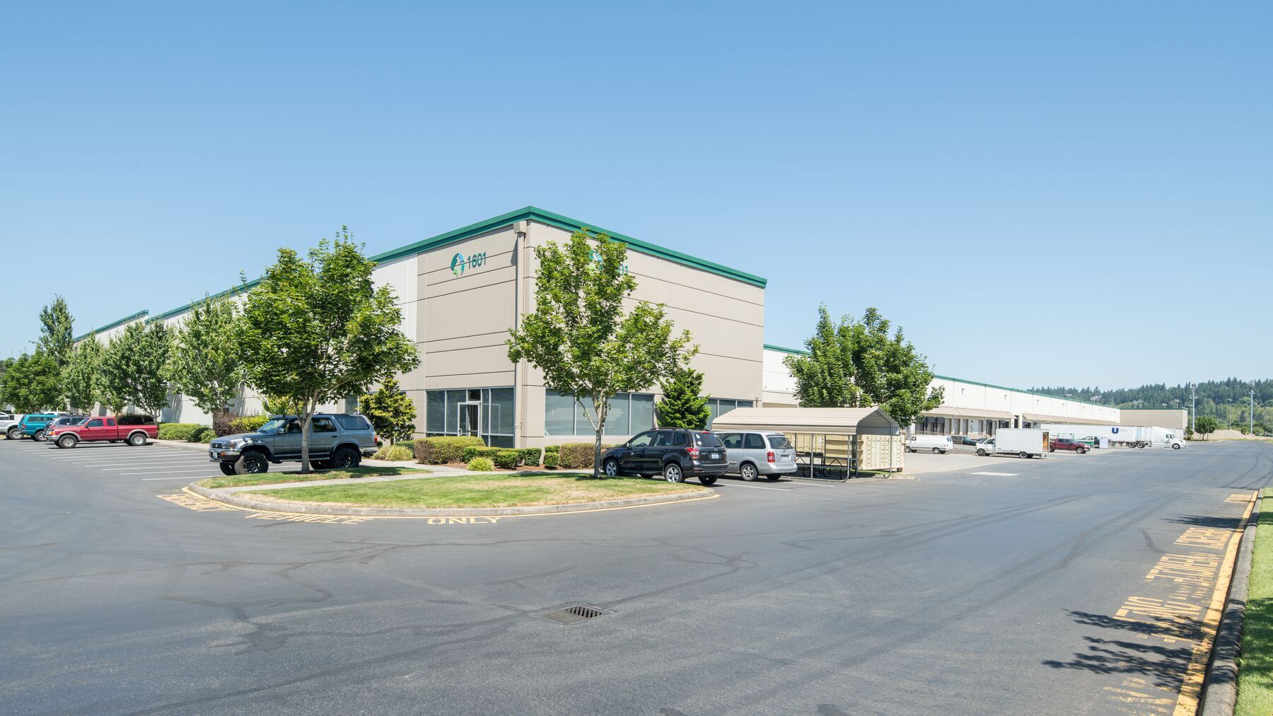 1601 Industrial Park Way, Puyallup, WA à louer Photo du bâtiment- Image 1 de 4
