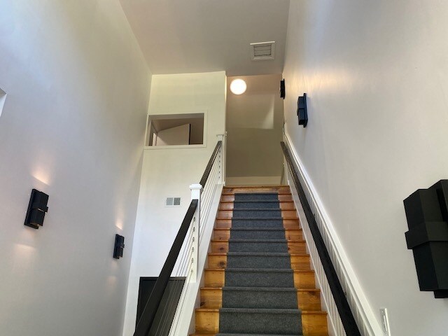 24 Bellemeade Ave, Smithtown, NY à louer - Photo intérieure - Image 3 de 15