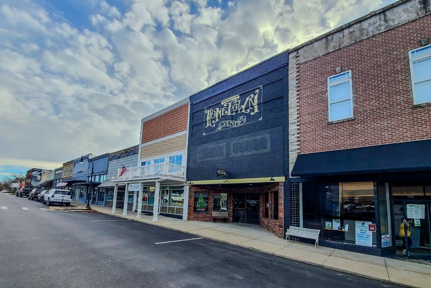 109 Main St SE, Gravette, AR for sale - Building Photo - Image 2 of 28