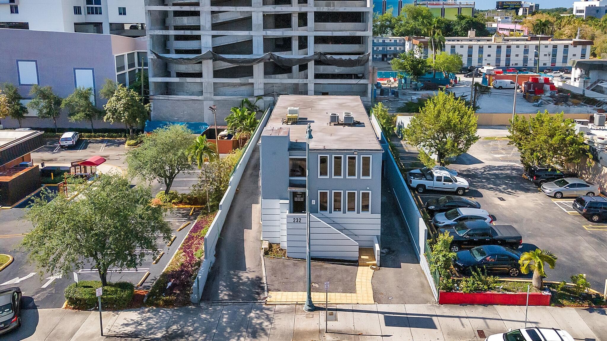 232 SW 8th St, Miami, FL à vendre Photo principale- Image 1 de 1