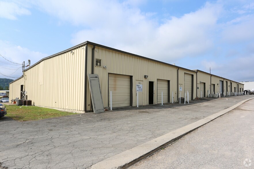 1020-1042 Commerce Blvd, Pelham, AL à louer - Photo du bâtiment - Image 3 de 7