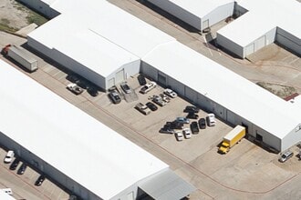 2321 N Masch Branch Rd, Denton, TX à louer Aérien- Image 2 de 8