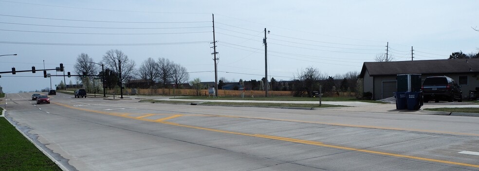 2416 W Meyer Rd, Wentzville, MO for sale - Primary Photo - Image 1 of 23