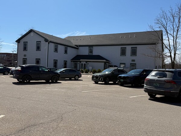 5399 Williston Rd, Williston, VT à vendre - Photo du bâtiment - Image 3 de 11