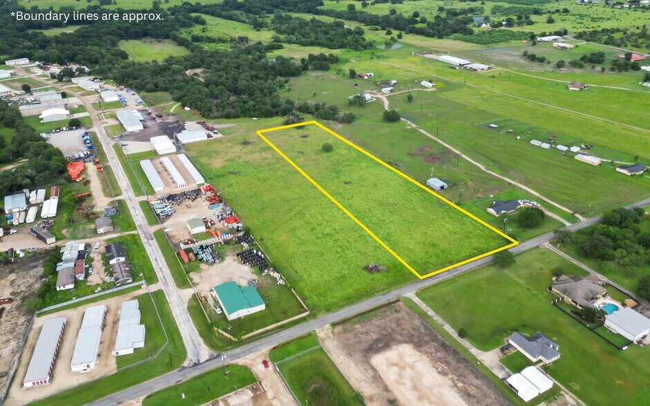 4254 Carrabba rd, Bryan, TX à vendre - Photo du bâtiment - Image 2 de 3