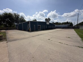 16410 Lee Rd, Humble, TX for lease Interior Photo- Image 2 of 3