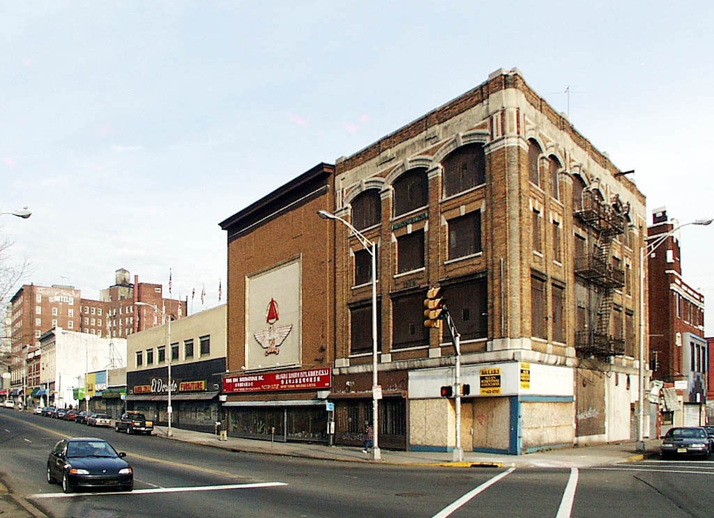 231 Market St, Paterson, NJ for sale Primary Photo- Image 1 of 3