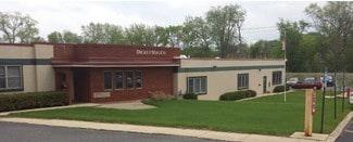 Plus de détails pour 1315 E Main St, St Charles, IL - Industriel à vendre