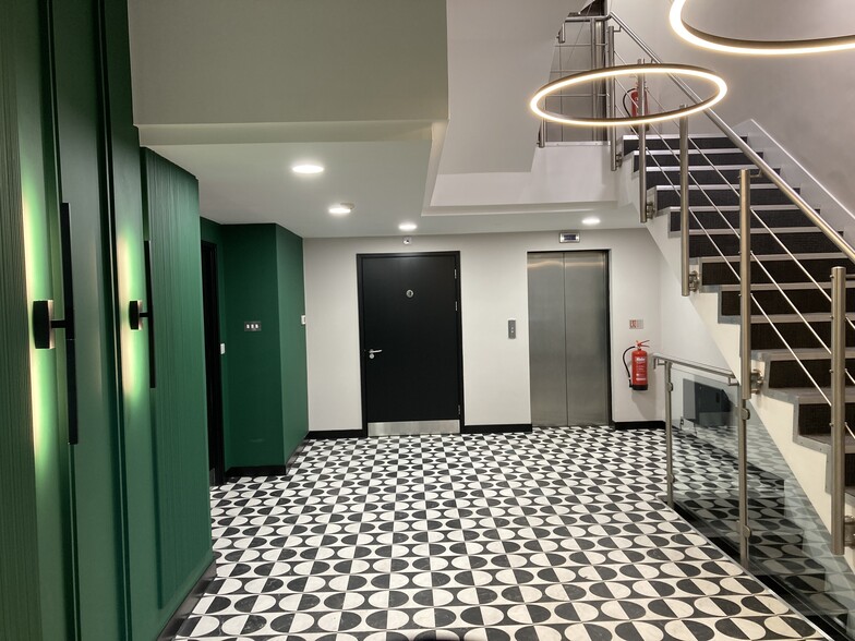 10 Queen Sq, Bristol for lease - Other - Image 2 of 4