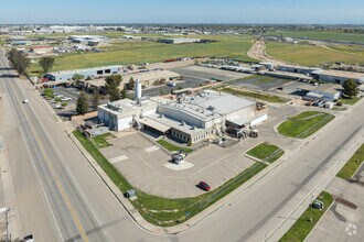 4002 S K St, Tulare, CA - AÉRIEN Vue de la carte