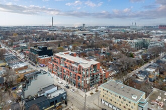 875-877 Queen St E, Toronto, ON - AERIAL  map view