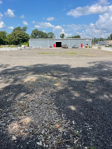 1910 Chapman Ave SW, Roanoke, VA à vendre - Photo du bâtiment - Image 2 de 14