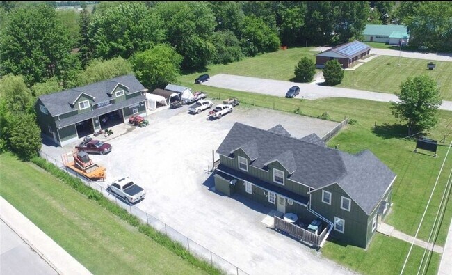 Plus de détails pour 3232 Simcoe Rd, Brechin, ON - Commerce de détail à vendre