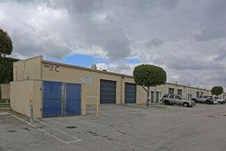 Plus de détails pour 9802 NW 80th Ave, Hialeah, FL - Industriel à louer