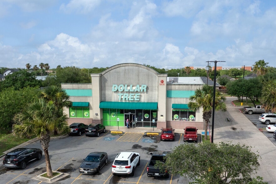5835 Ruben M Torres Senior Blvd, Brownsville, TX à vendre - Photo du bâtiment - Image 2 de 4