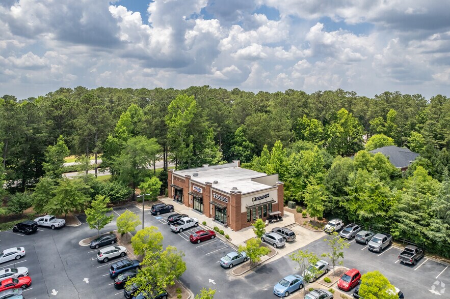 1325 Commerce Dr, Peachtree City, GA à louer - Photo du bâtiment - Image 1 de 4