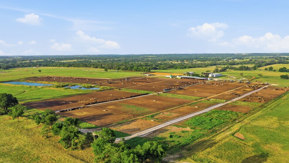 2580 FM 847, Stephenville, TX à vendre - Photo du bâtiment - Image 3 de 51