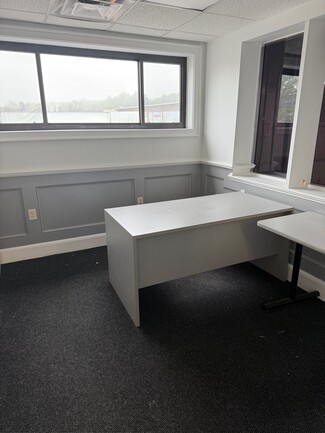 Plus de détails pour 3 Dunham Rd, Billerica, MA - Industriel à louer